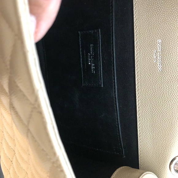 Saint Laurent YSL medium envelope calfskin Cassandra shoulder bag - Picture 7 of 16